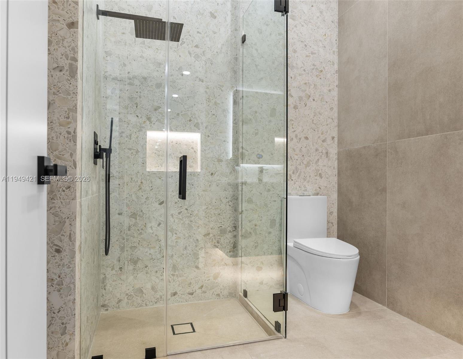 AMND MIAMI SUBURBAN ACRES - Residential