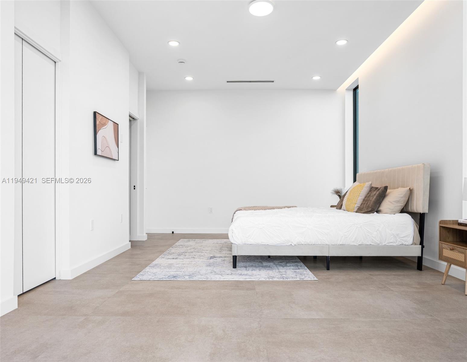 AMND MIAMI SUBURBAN ACRES - Residential