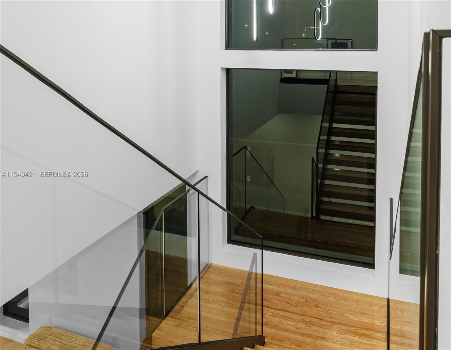 AMND MIAMI SUBURBAN ACRES - Residential