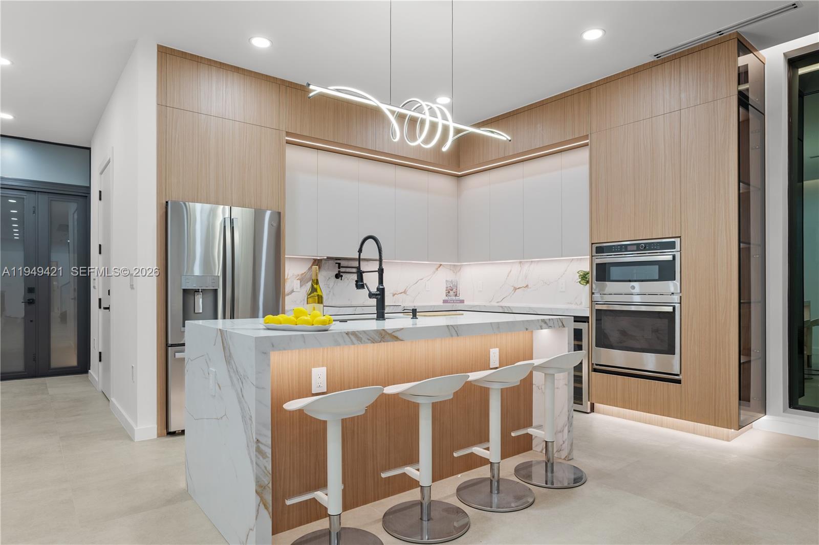 AMND MIAMI SUBURBAN ACRES - Residential