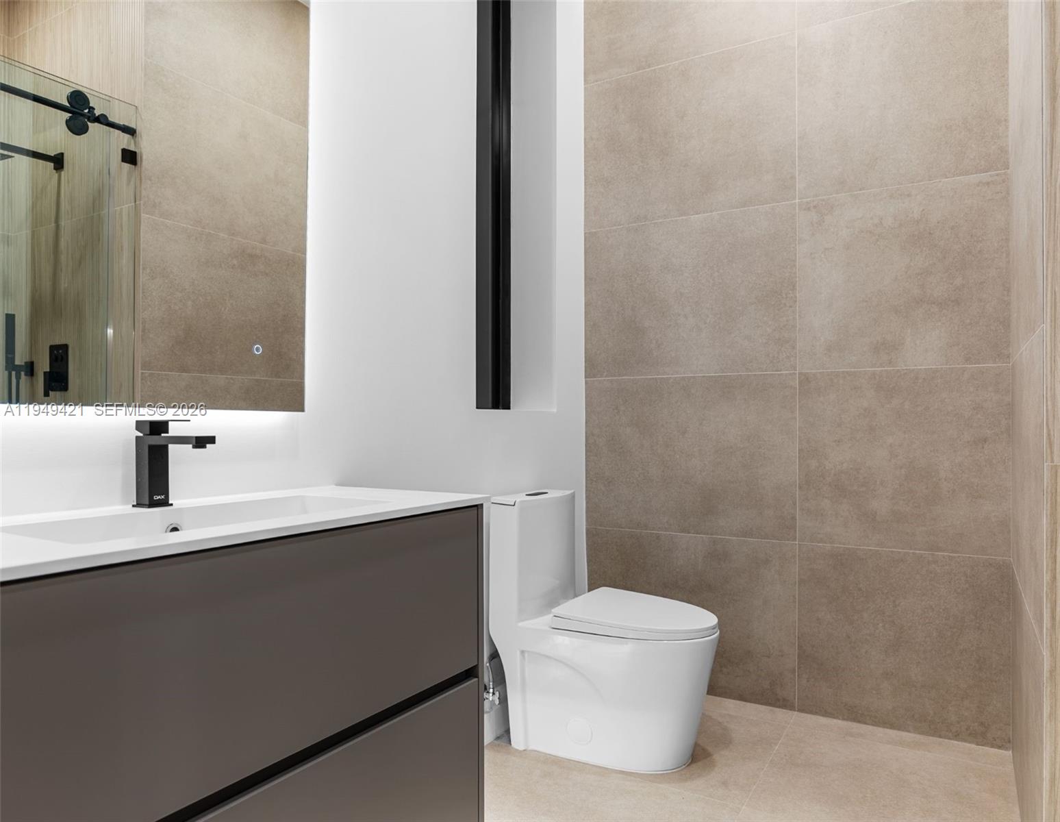 AMND MIAMI SUBURBAN ACRES - Residential