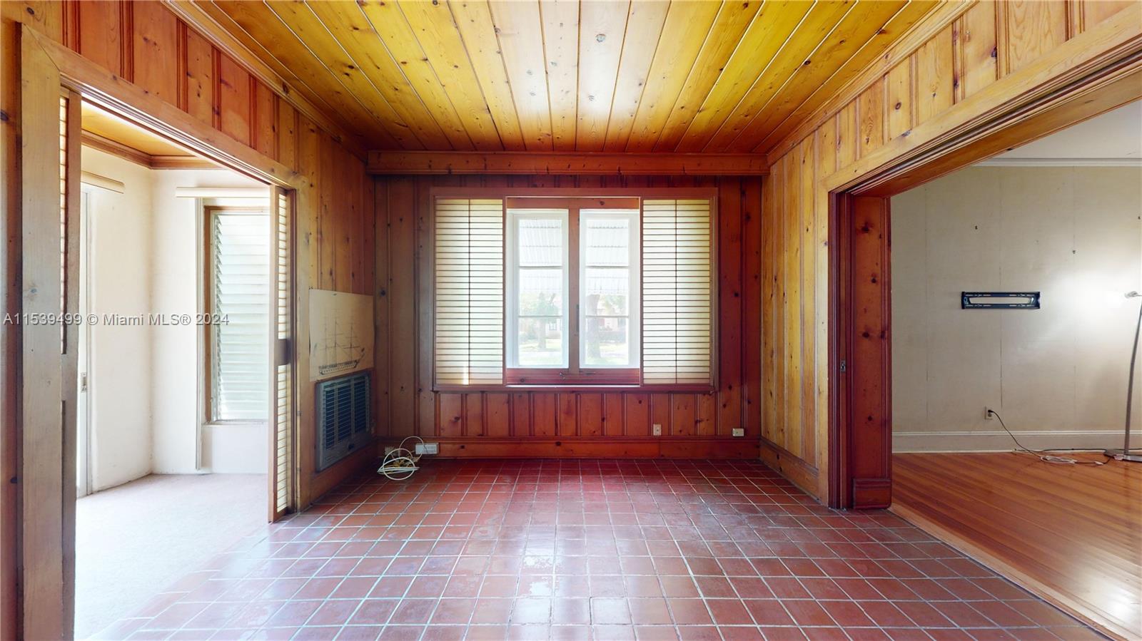 CORAL GABLES SEC C - Residential