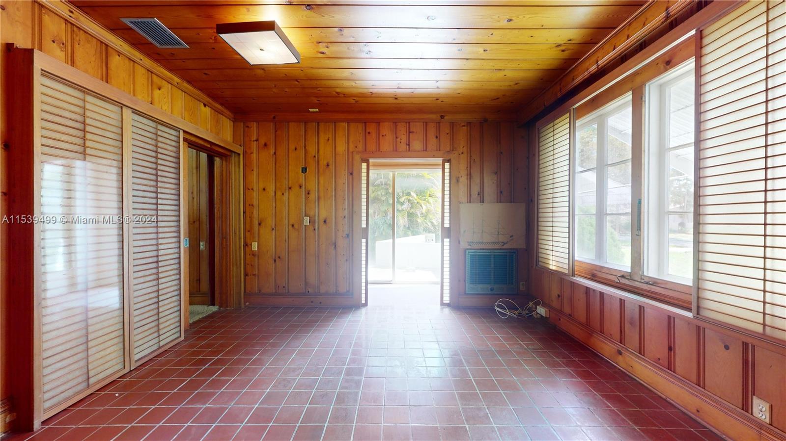 CORAL GABLES SEC C - Residential