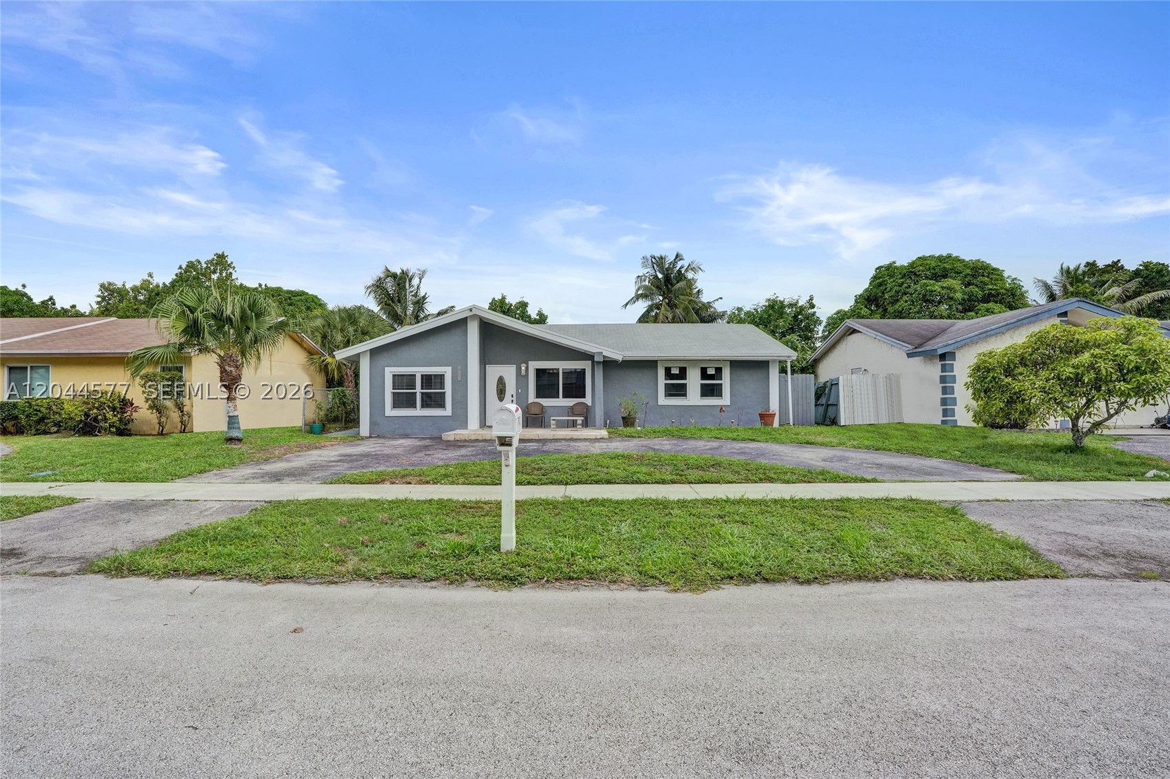 Photo 1 of 42 — 7812 SW 7th Pl, North Lauderdale, FL 33068