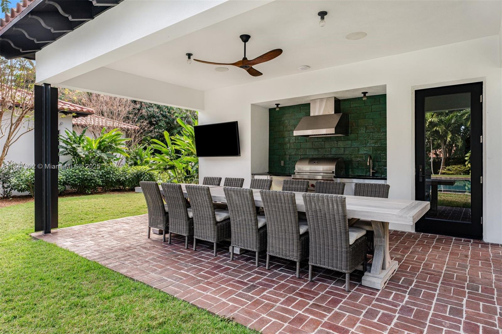 COCOA PLUM HEIGHTS SUB - Residential
