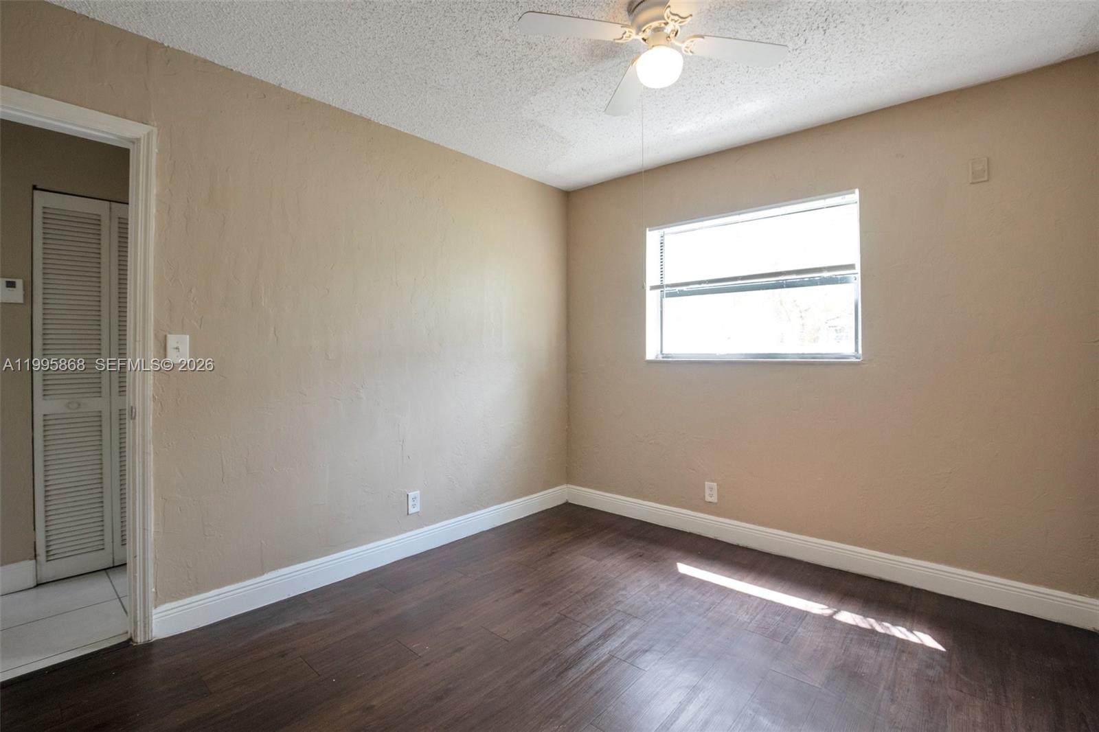 EL SOL AT MAIN STREET CON - Residential