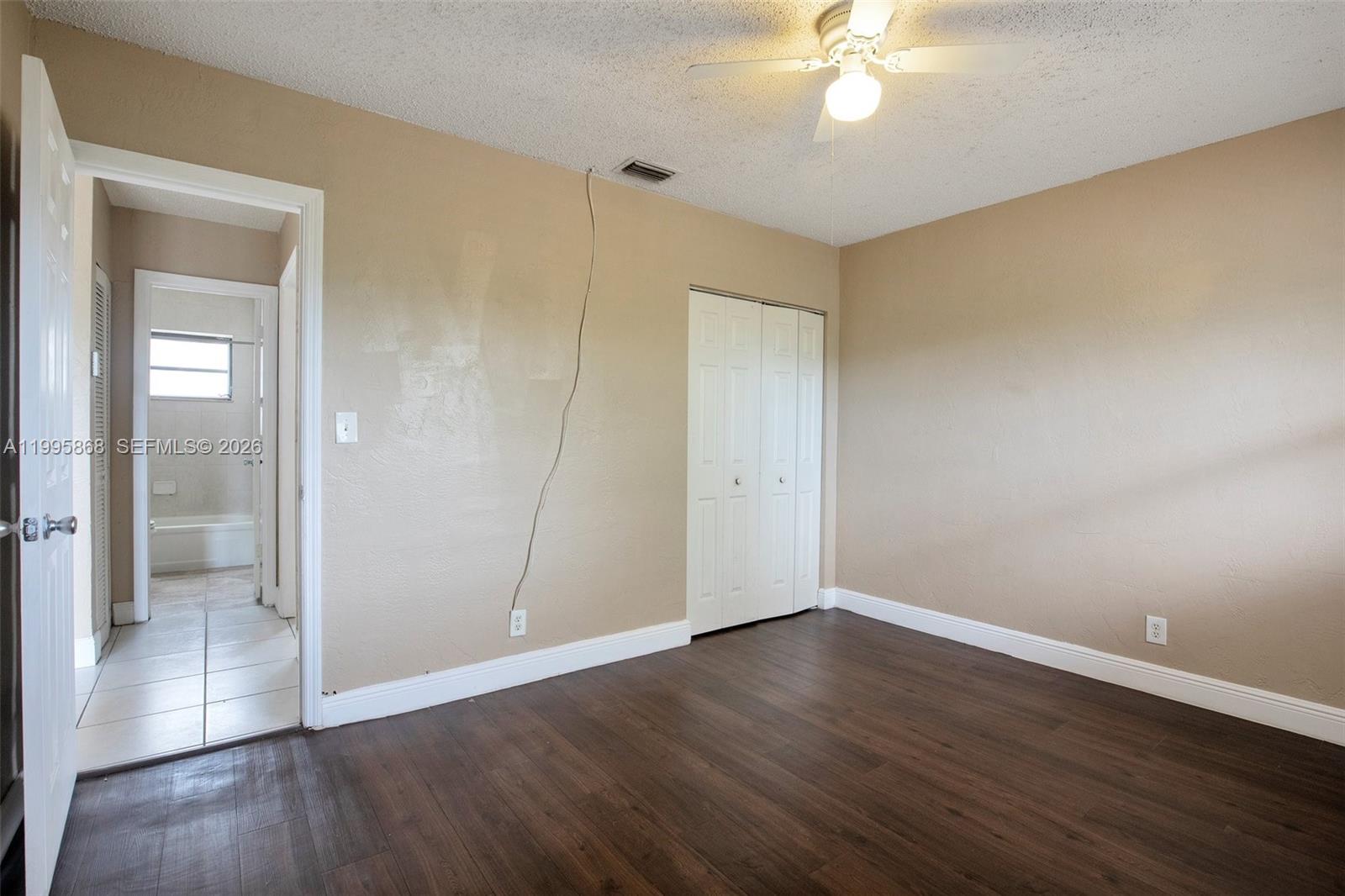 EL SOL AT MAIN STREET CON - Residential