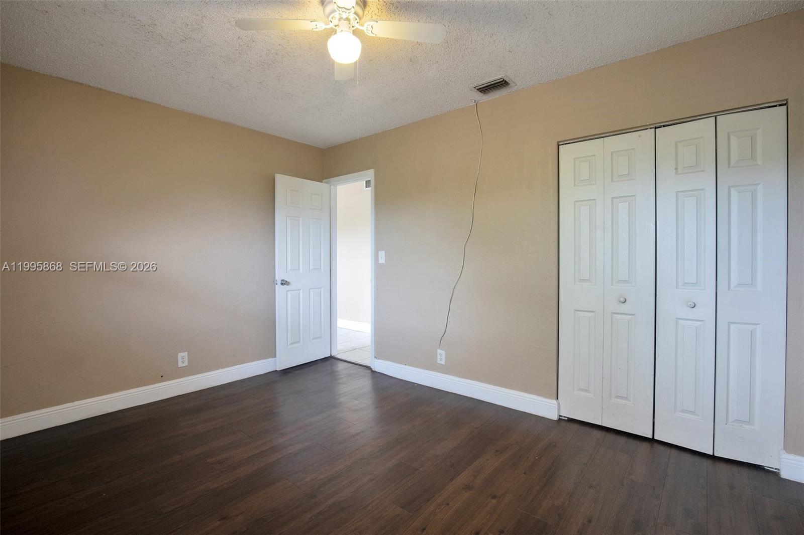 EL SOL AT MAIN STREET CON - Residential