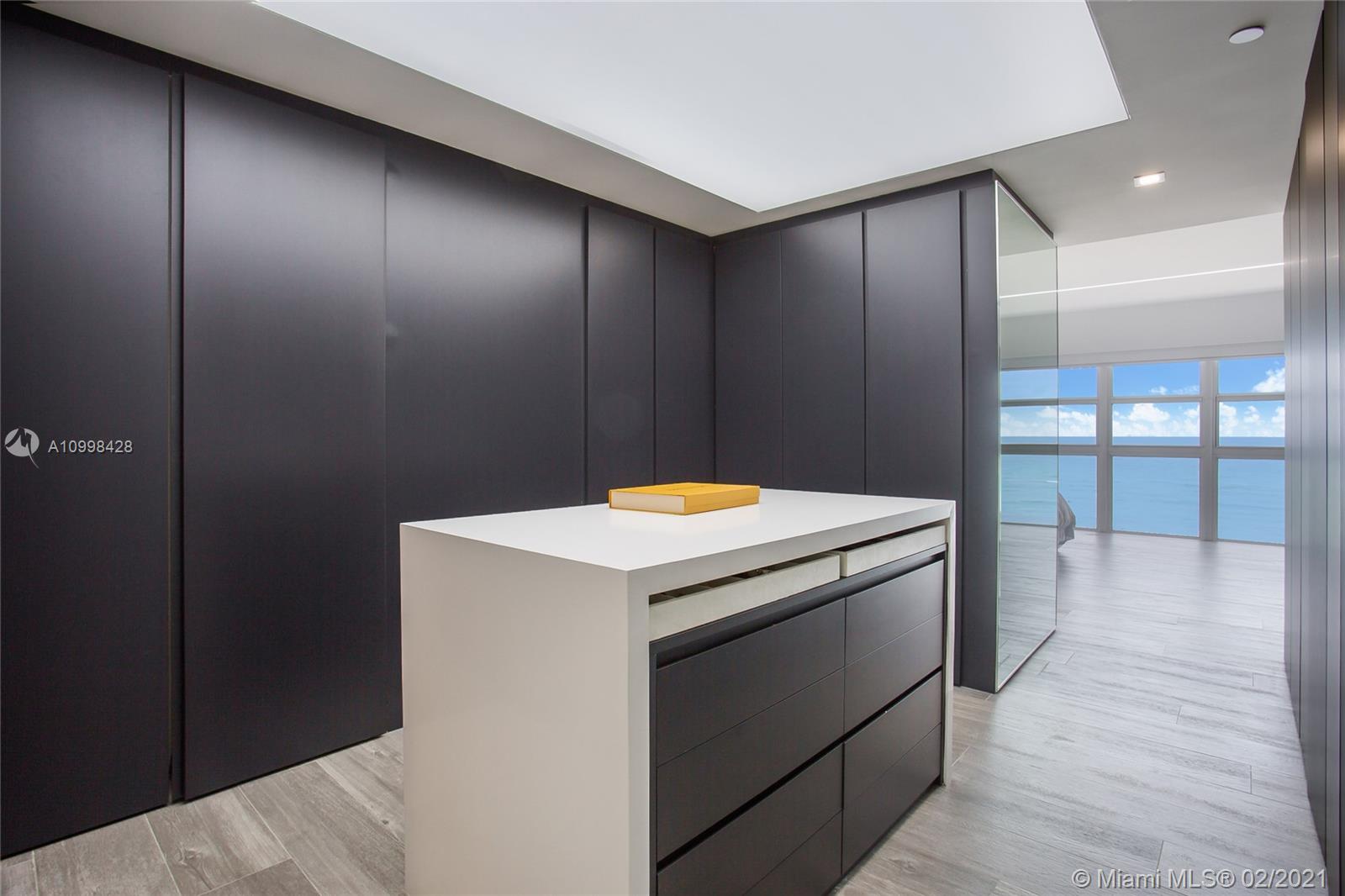 BEACH CLUB TWO CONDO TOWN - Residential