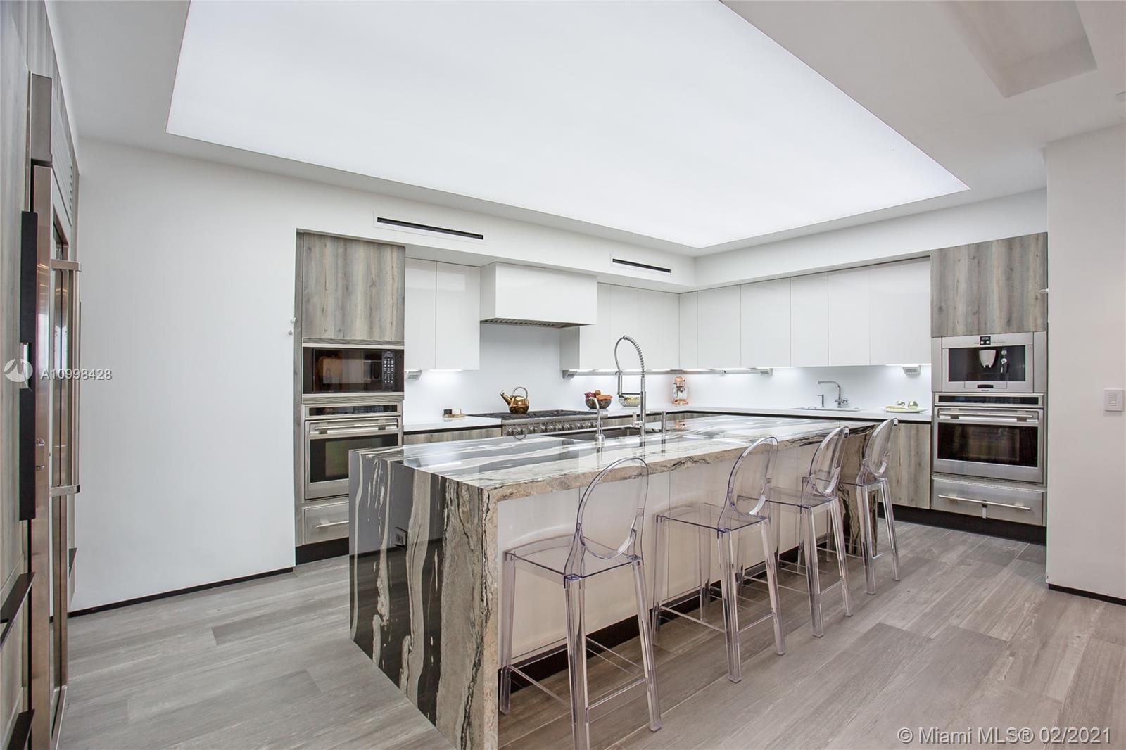 BEACH CLUB TWO CONDO TOWN - Residential