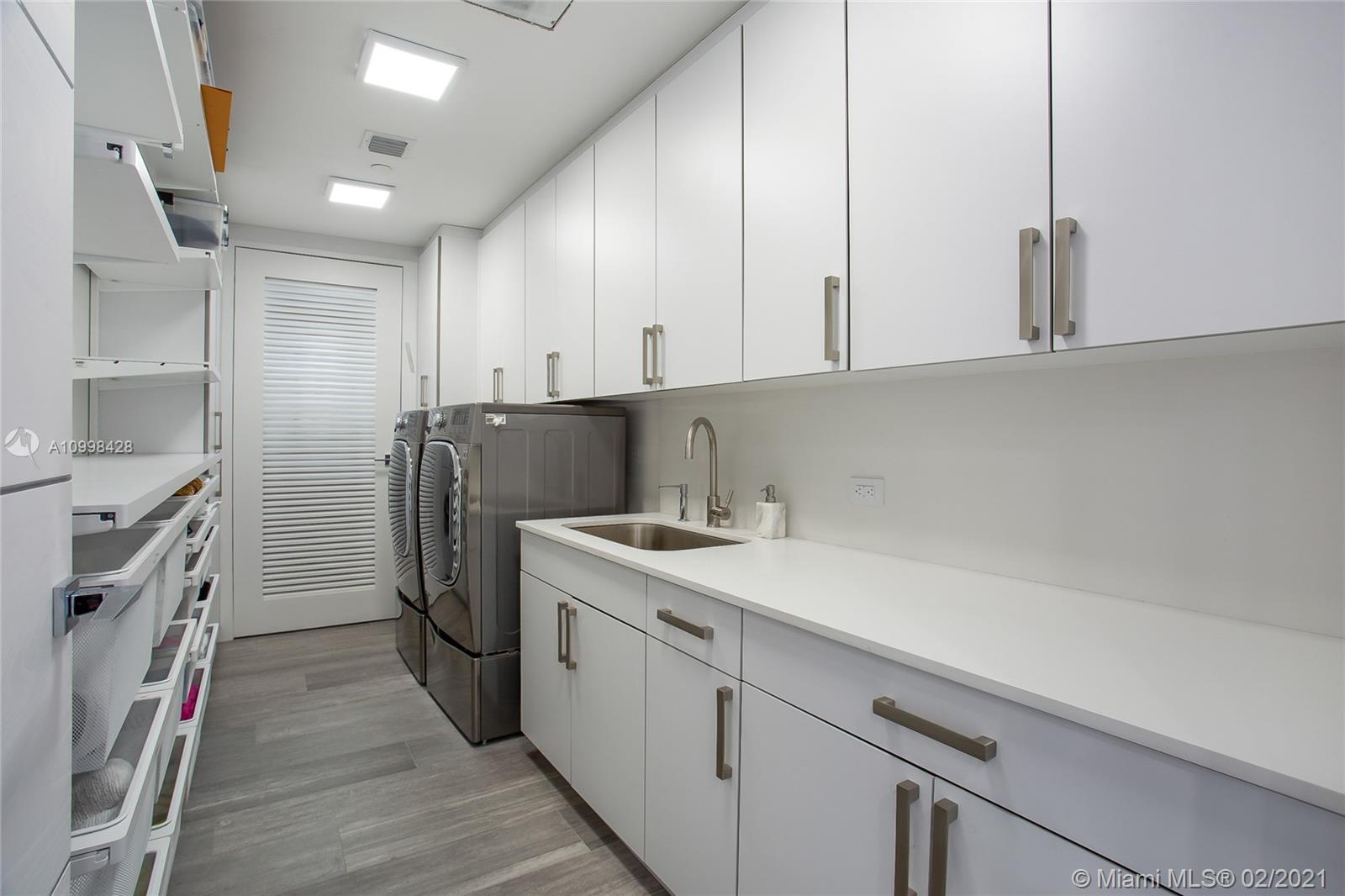 BEACH CLUB TWO CONDO TOWN - Residential