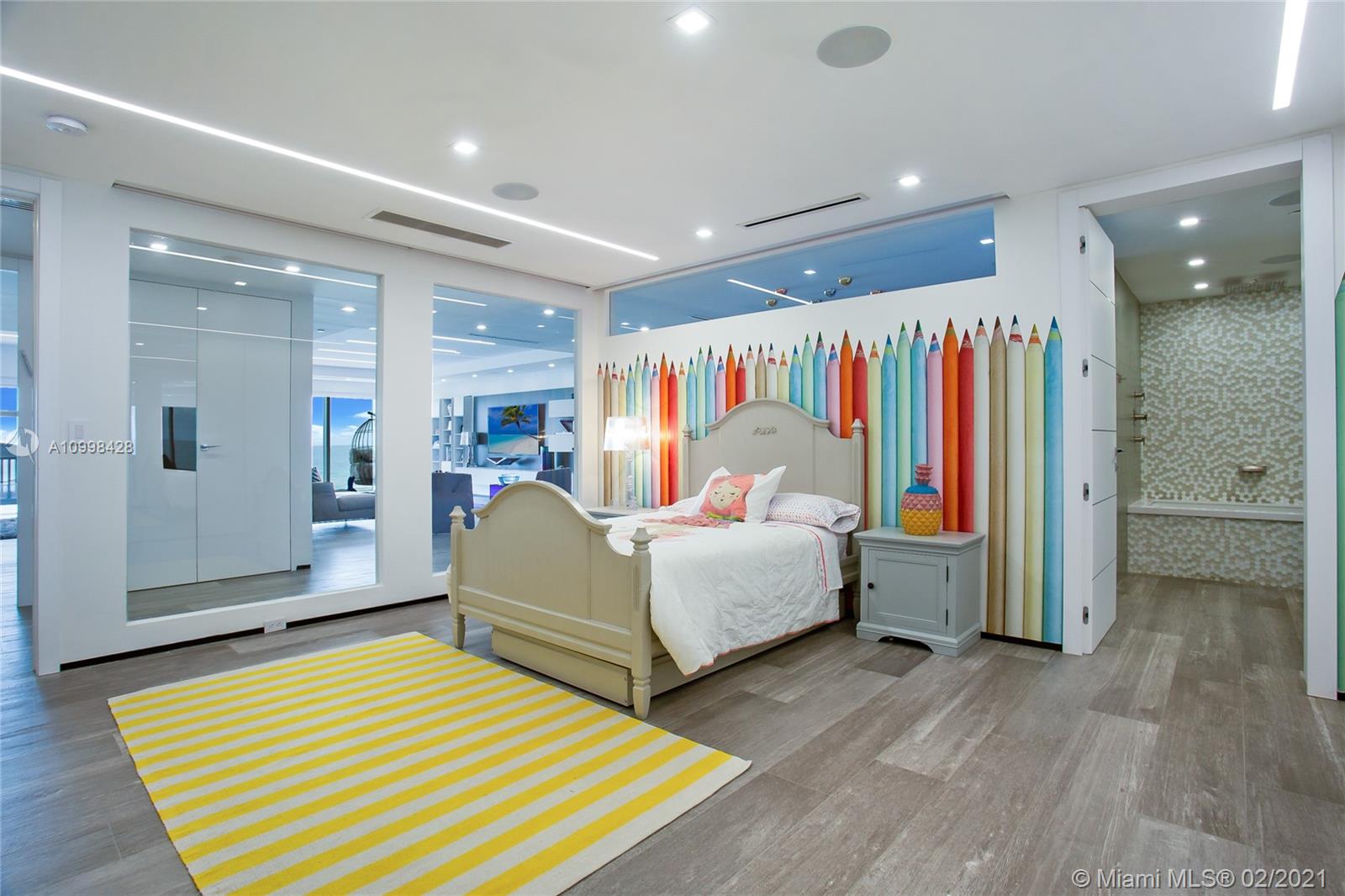 BEACH CLUB TWO CONDO TOWN - Residential