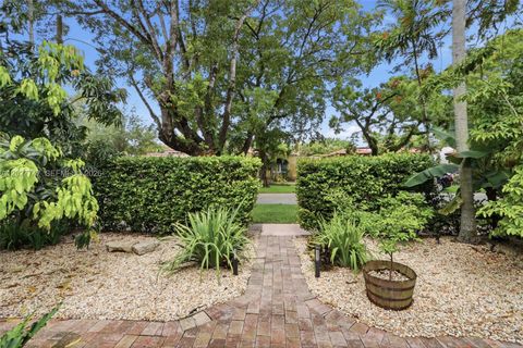 Tiny photo for 1215 Madrid St, Coral Gables, FL 33134 (MLS # A12027747)