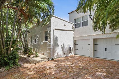 Tiny photo for 1215 Madrid St, Coral Gables, FL 33134 (MLS # A12027747)