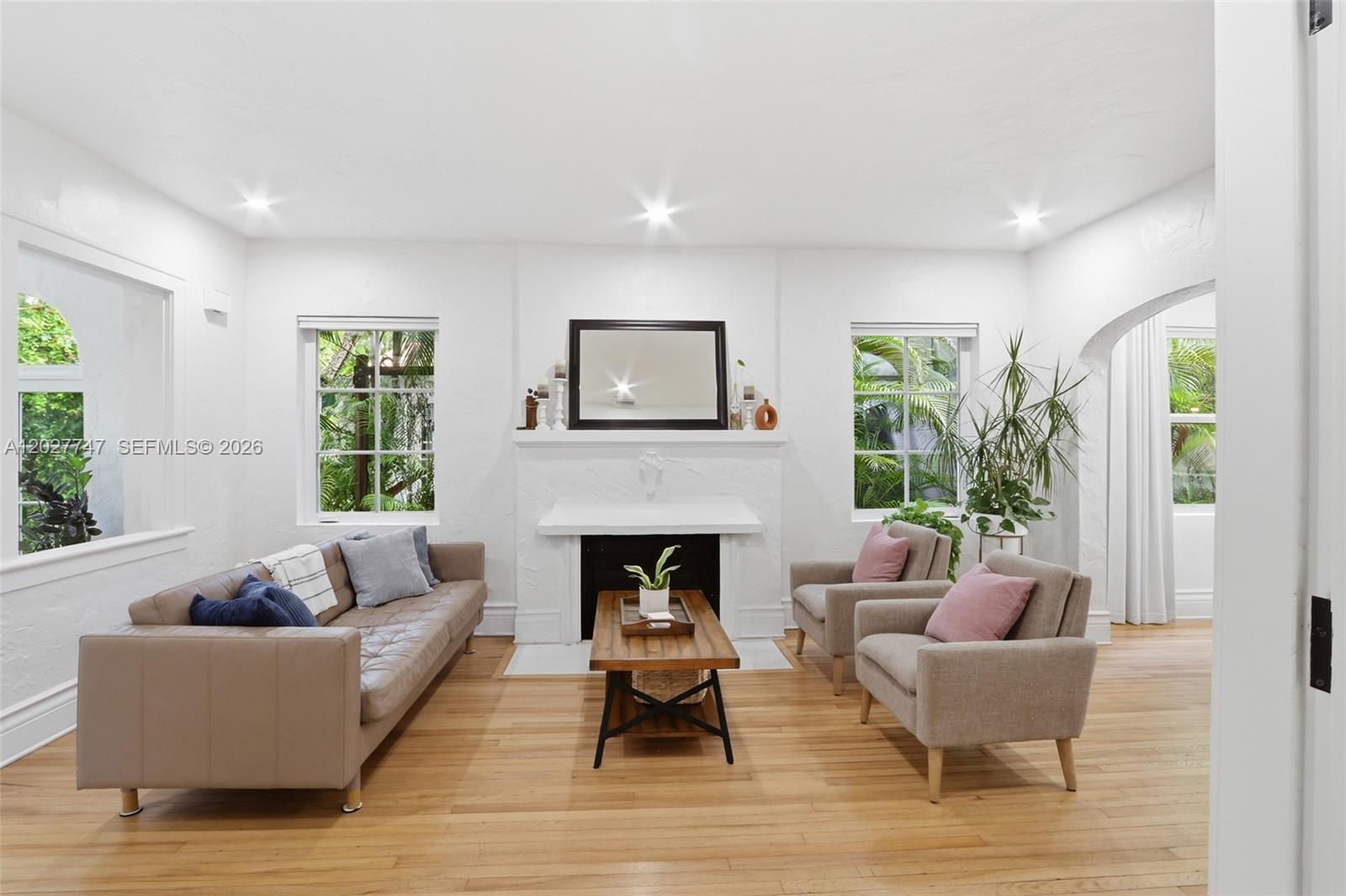 CORAL GABLES GRANADA SEC - Residential