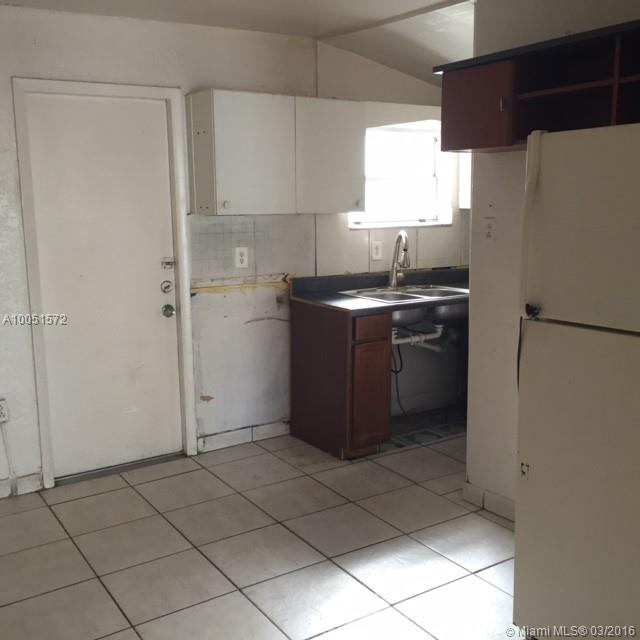 EVANSTON HEIGHTS - Residential Income