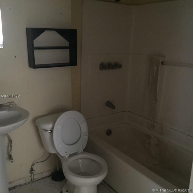 EVANSTON HEIGHTS - Residential Income