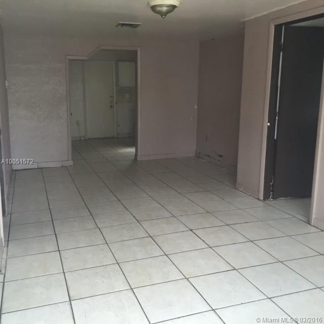 EVANSTON HEIGHTS - Residential Income