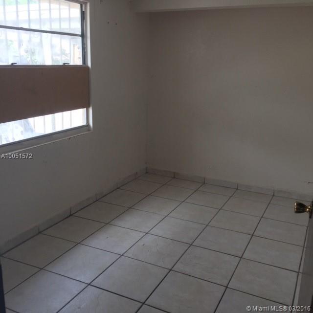 EVANSTON HEIGHTS - Residential Income