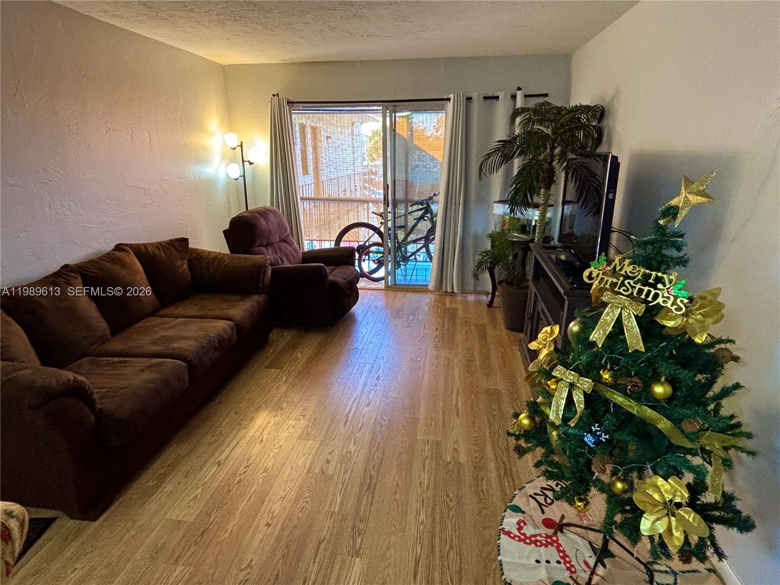 CASA GRANADA CONDO - Residential Lease