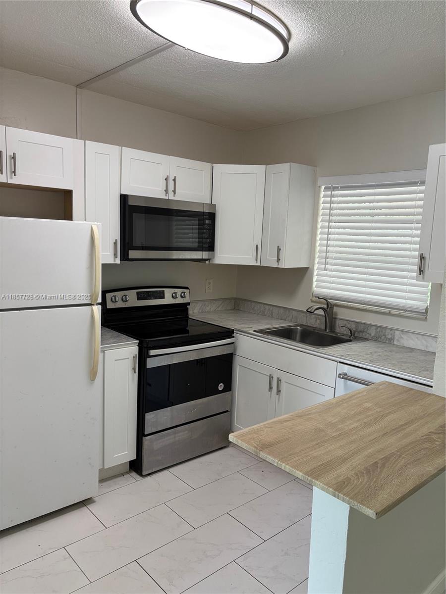 CRYSTAL COURT MANOR NO 5 - Residential Lease