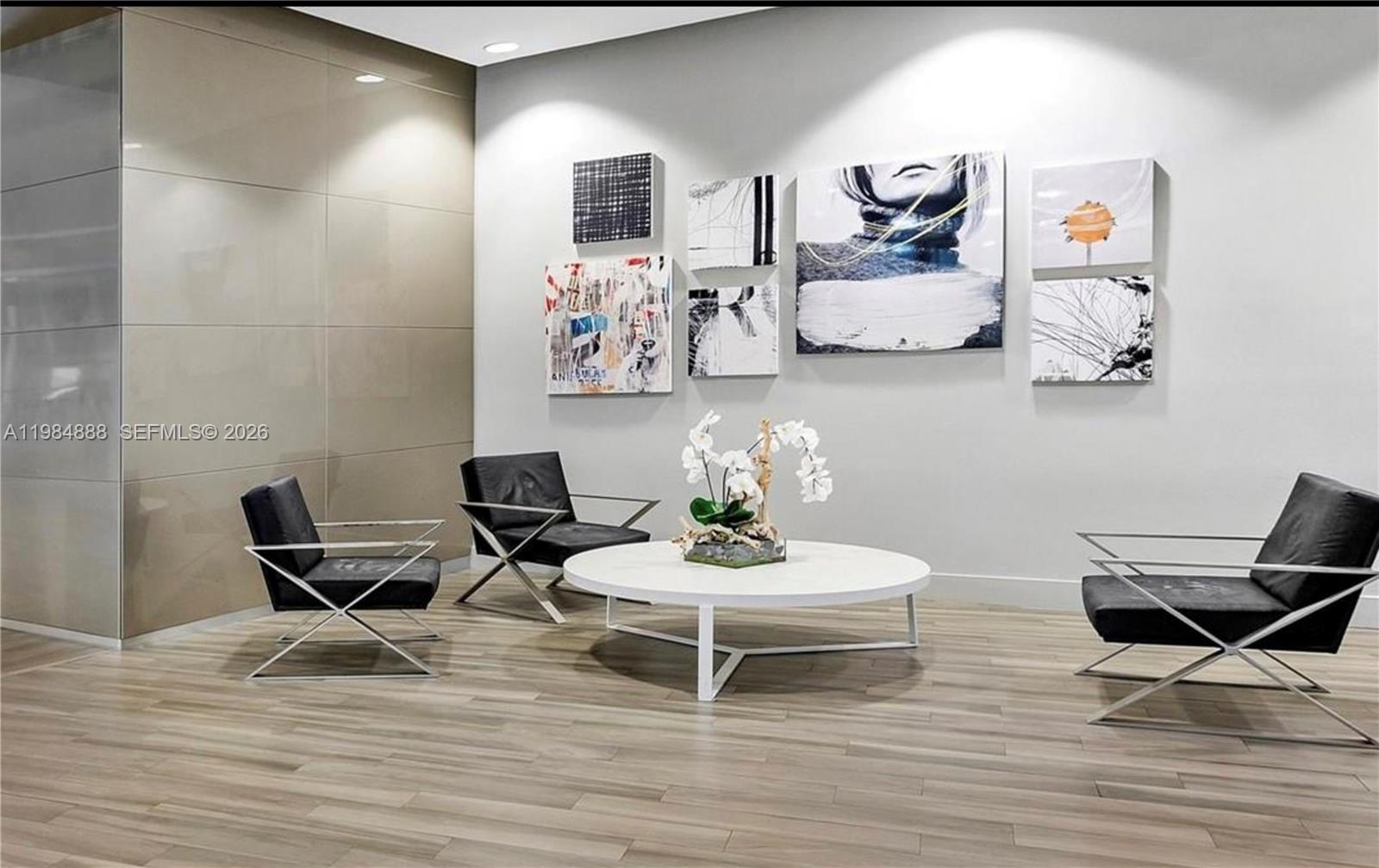 OPERA TOWER CONDO - Residential