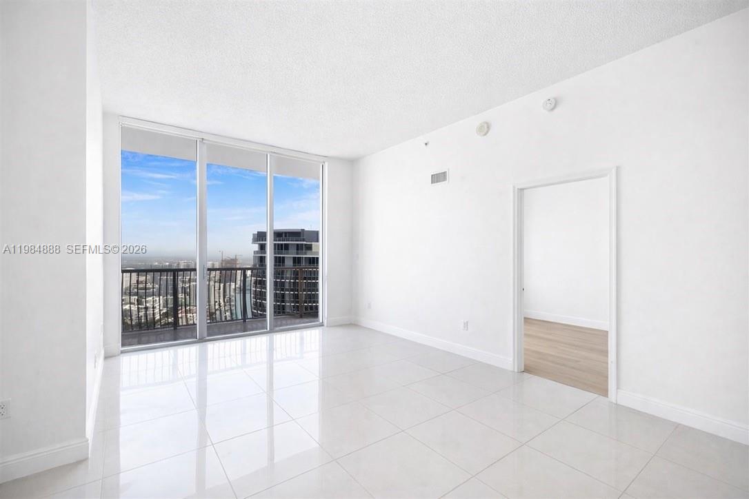 OPERA TOWER CONDO - Residential