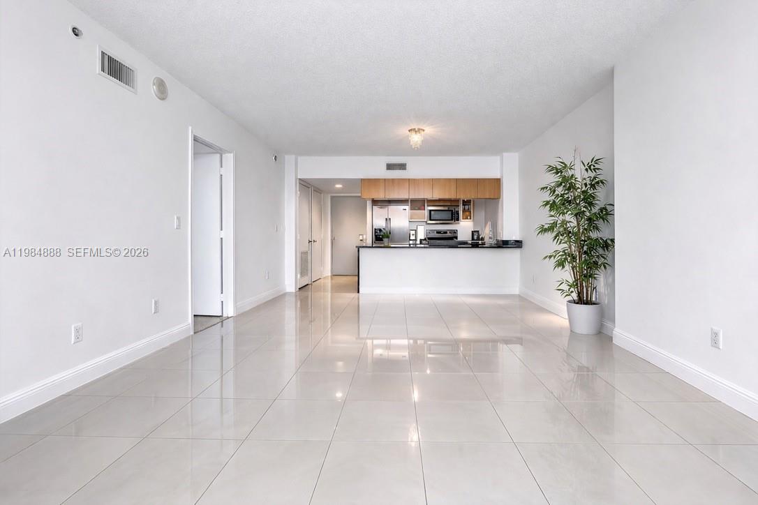 OPERA TOWER CONDO - Residential