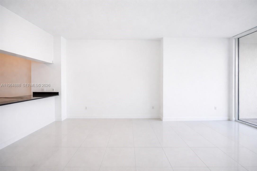 OPERA TOWER CONDO - Residential