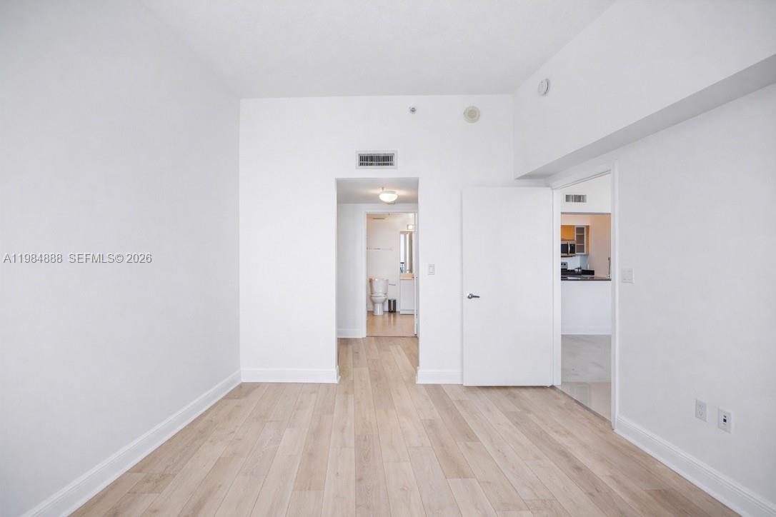 OPERA TOWER CONDO - Residential