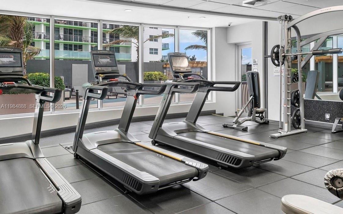 OPERA TOWER CONDO - Residential