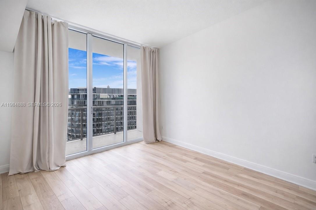 OPERA TOWER CONDO - Residential