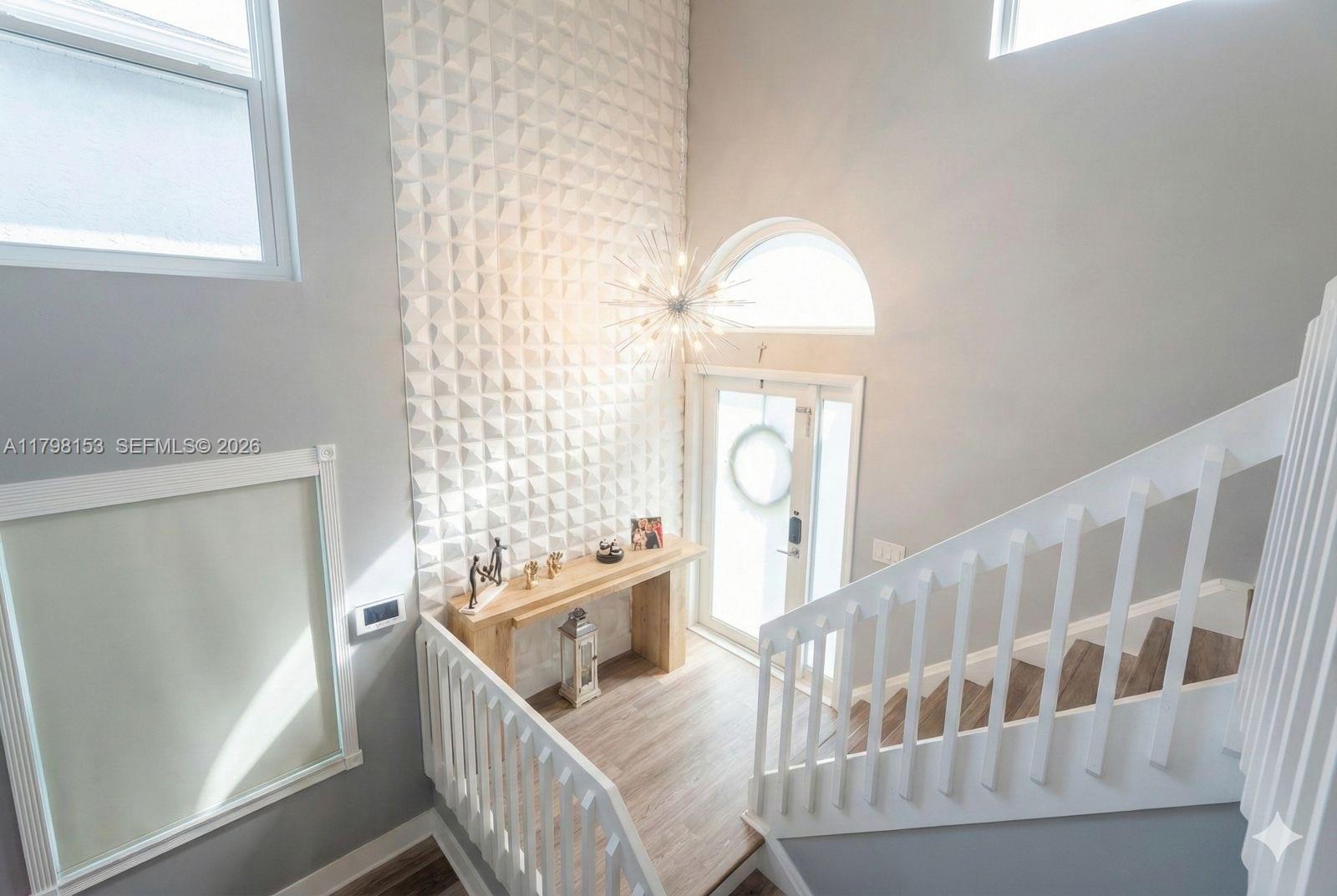 WEST GLEN MANOR - Residential