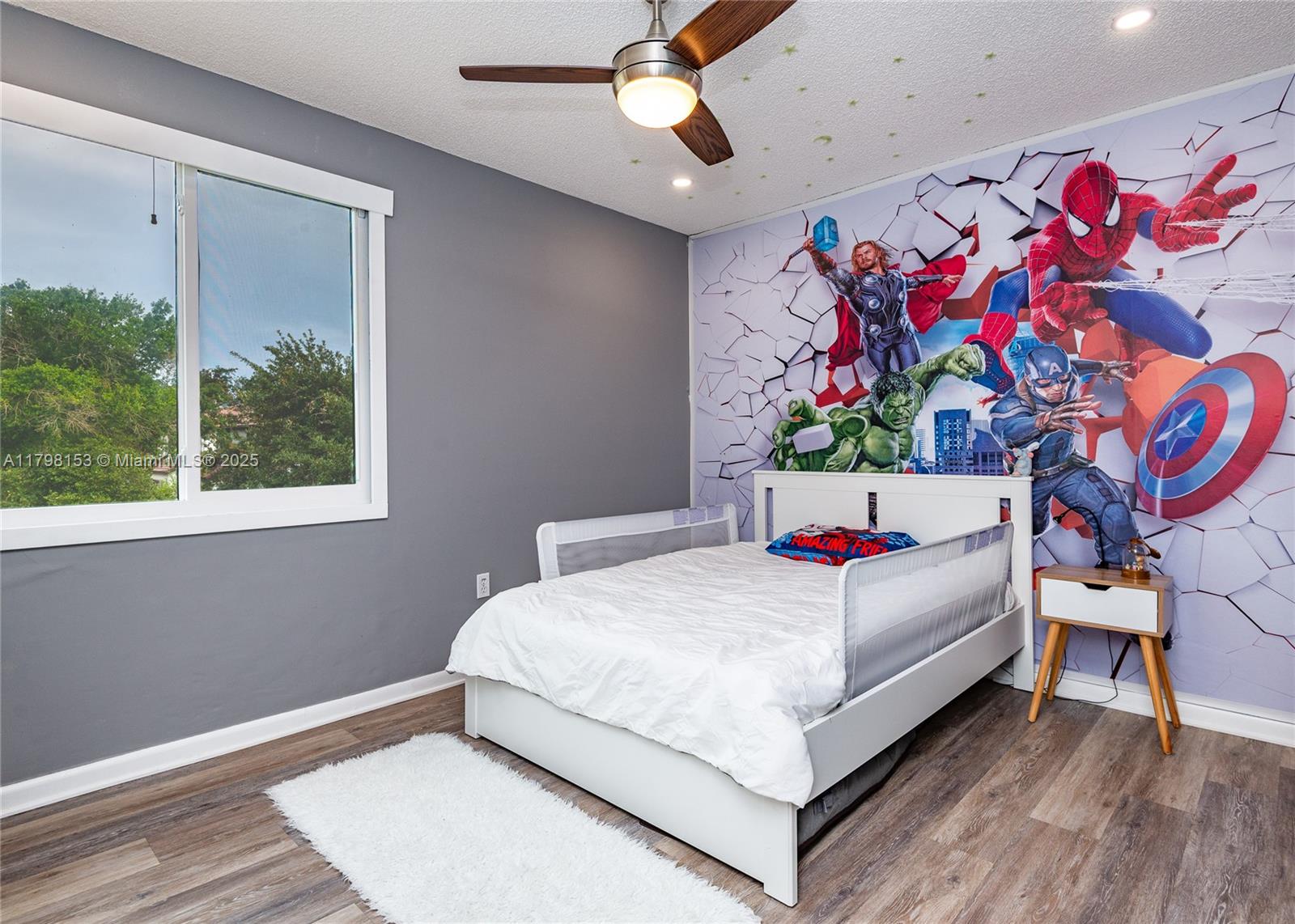 WEST GLEN MANOR - Residential