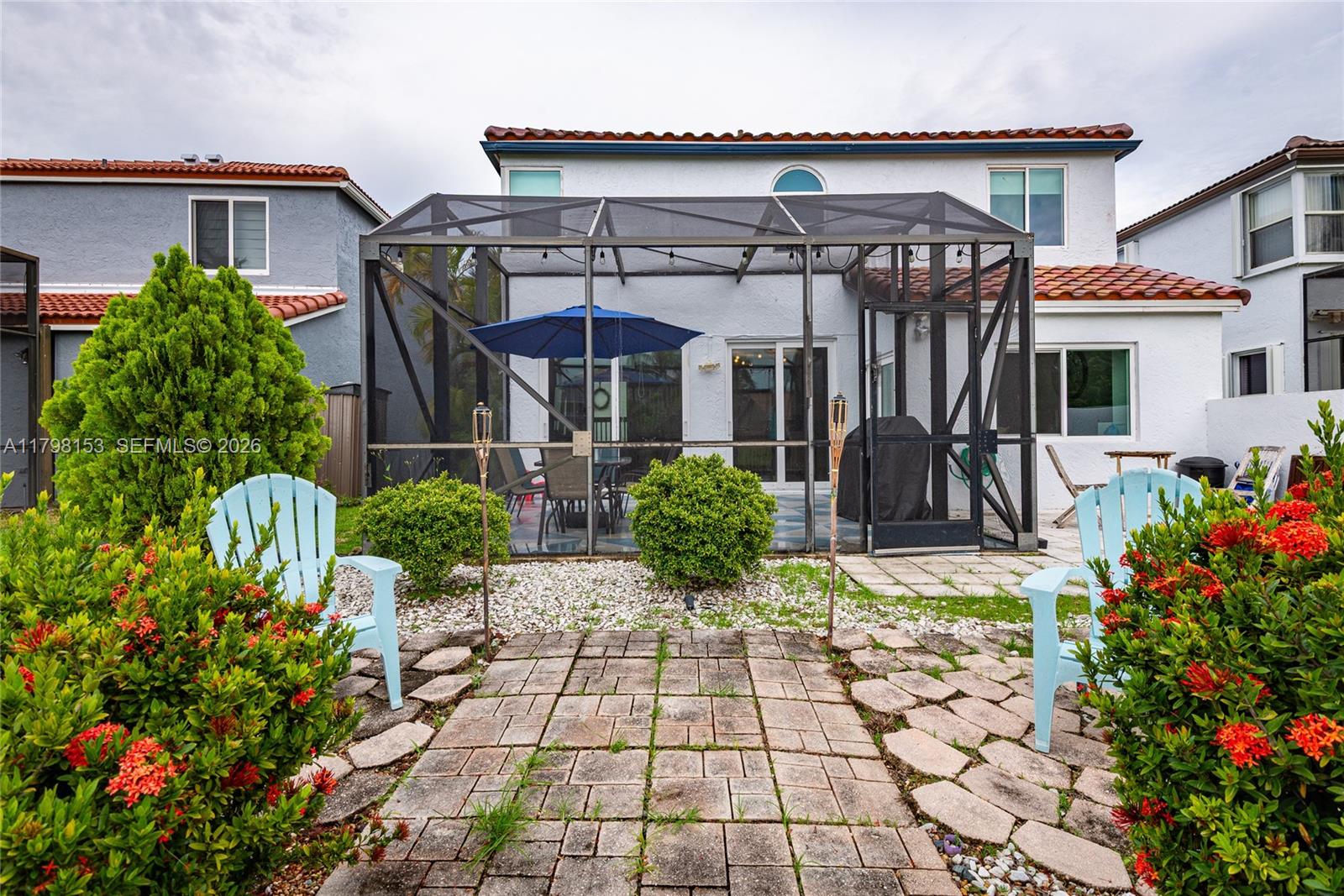 WEST GLEN MANOR - Residential