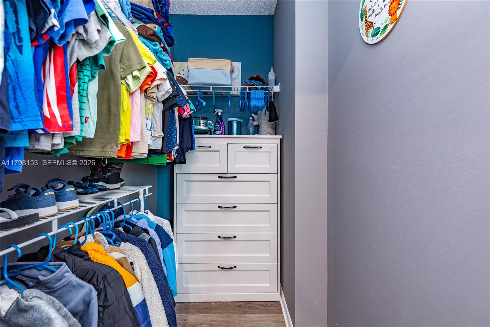 WEST GLEN MANOR - Residential