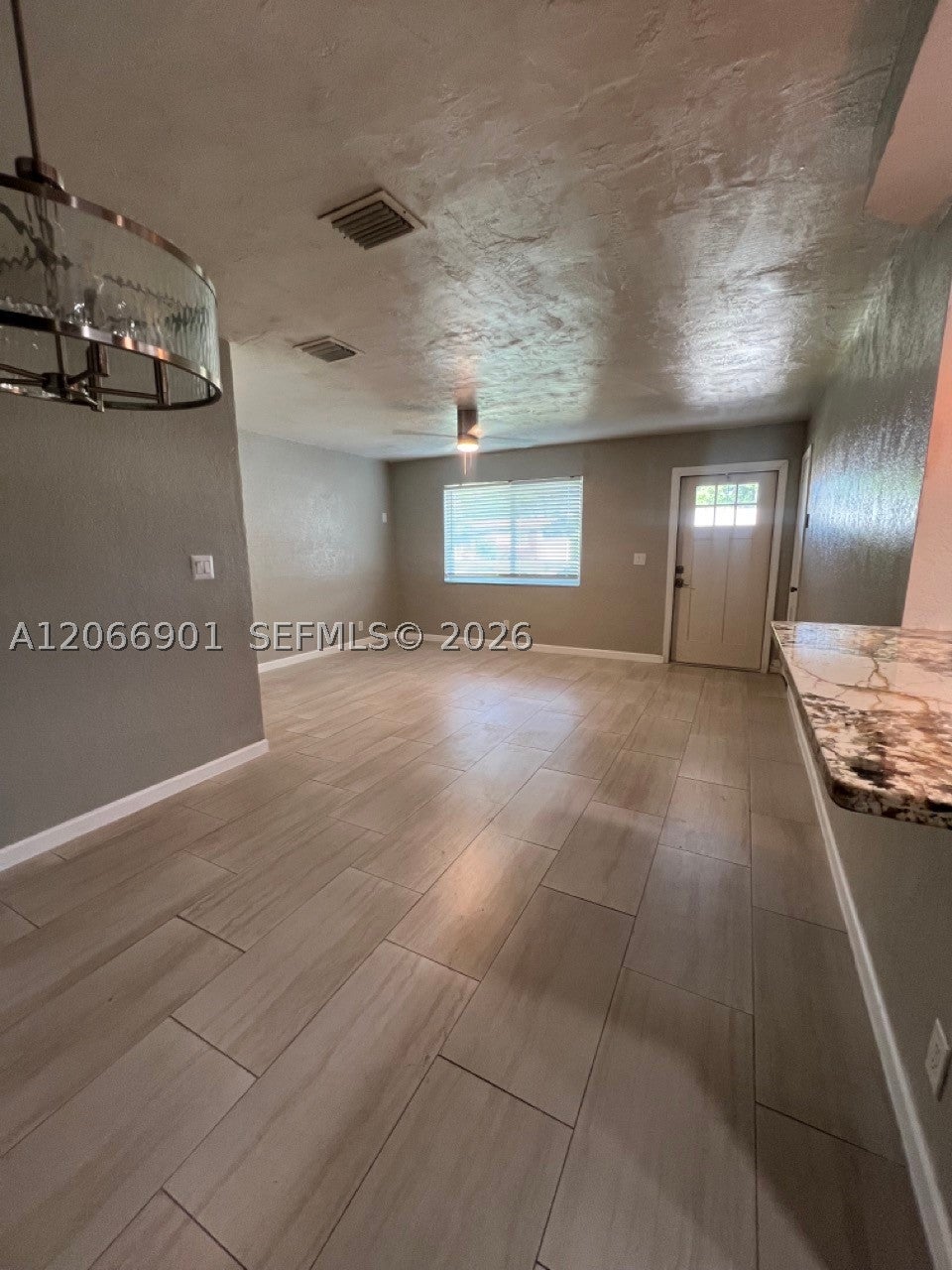 5271 NE 8th Ter