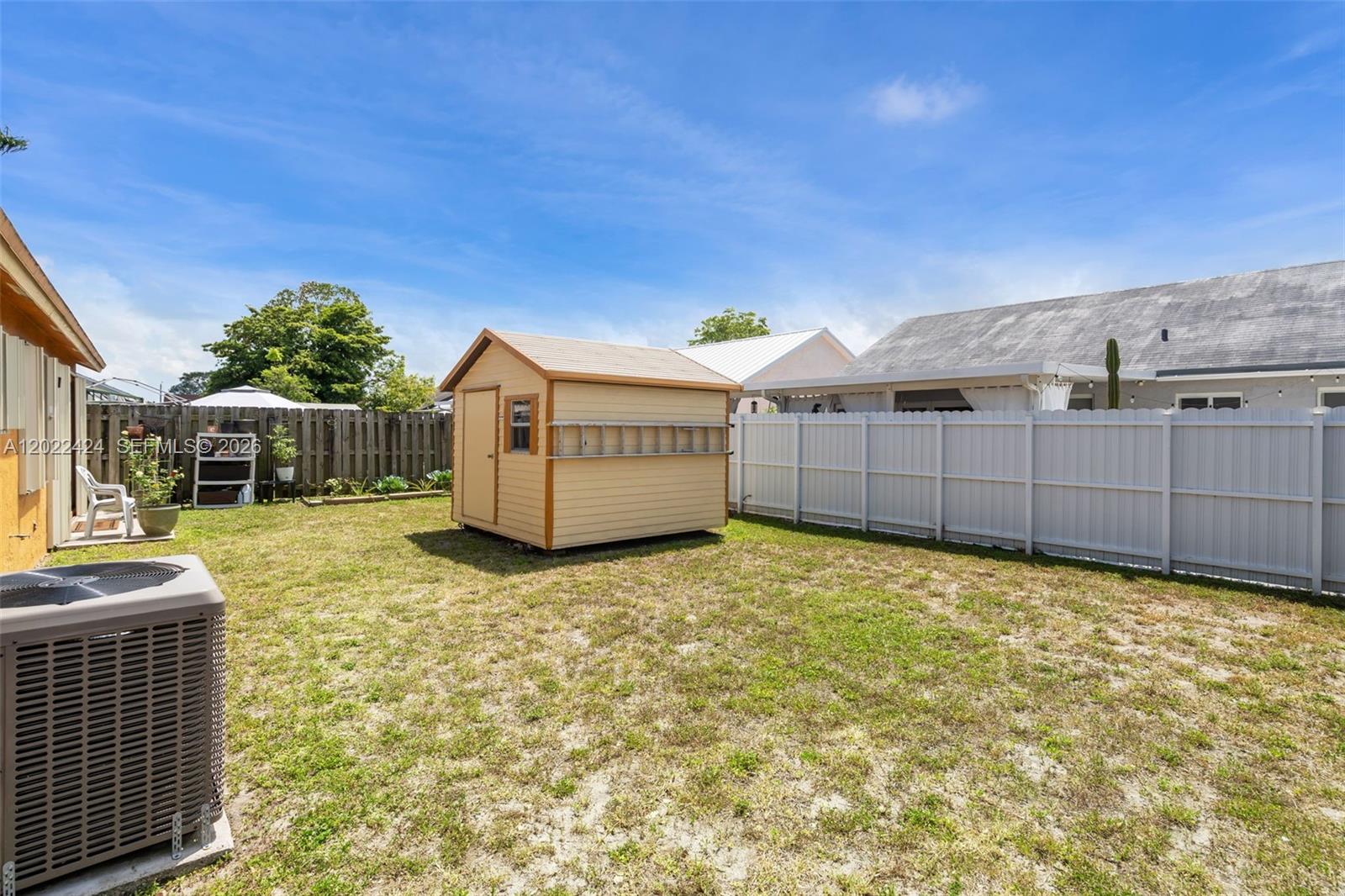 LESLIE PATIO HOMES SEC 4 - Residential