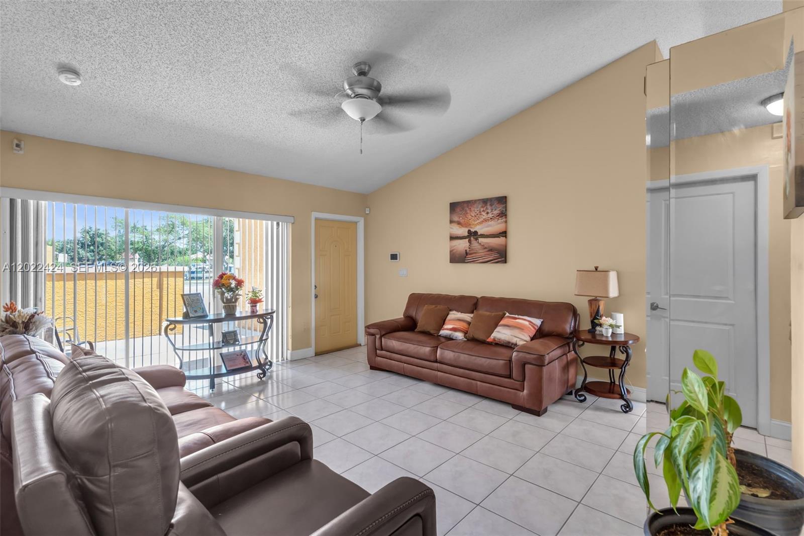 LESLIE PATIO HOMES SEC 4 - Residential