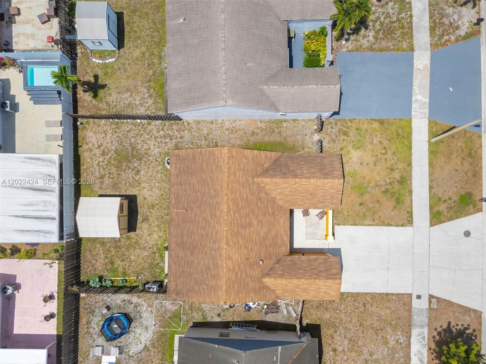 LESLIE PATIO HOMES SEC 4 - Residential