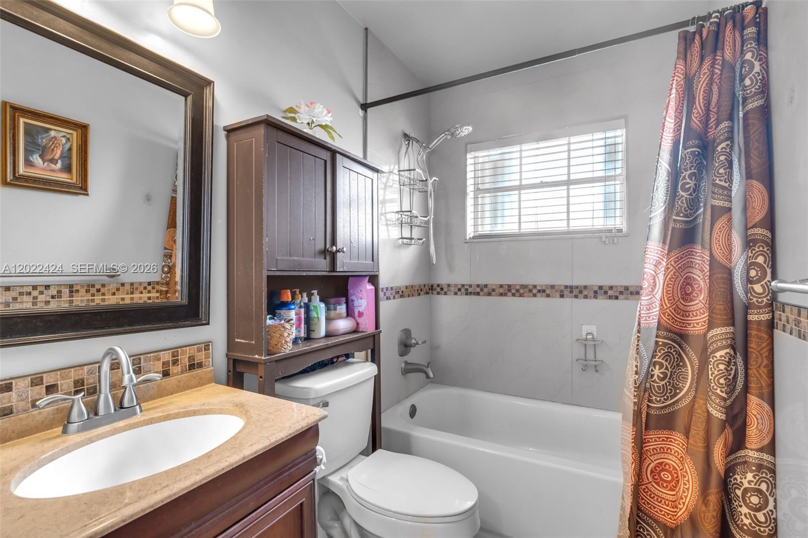 LESLIE PATIO HOMES SEC 4 - Residential