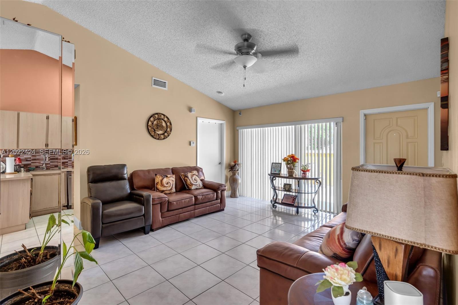 LESLIE PATIO HOMES SEC 4 - Residential