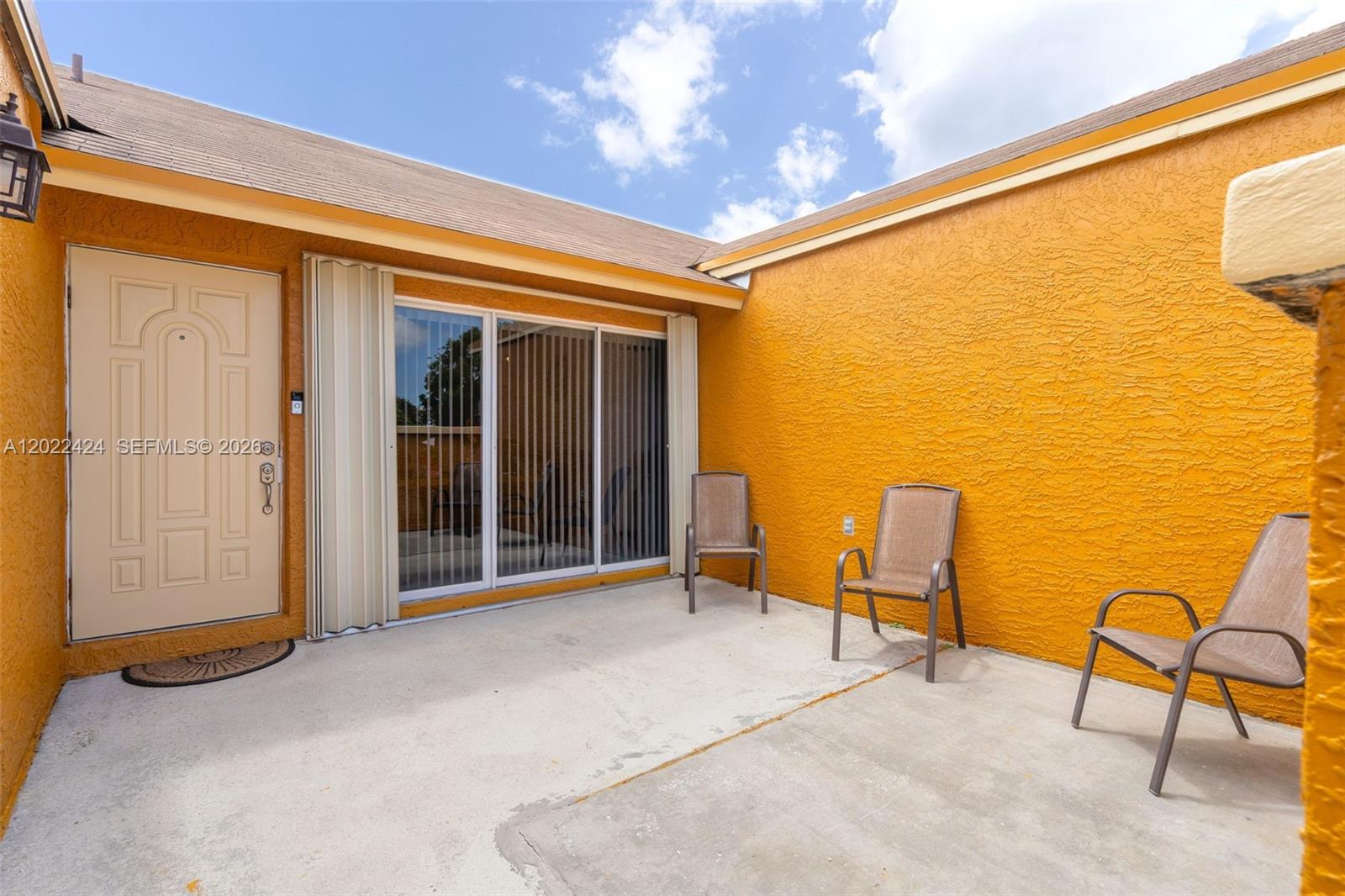 LESLIE PATIO HOMES SEC 4 - Residential