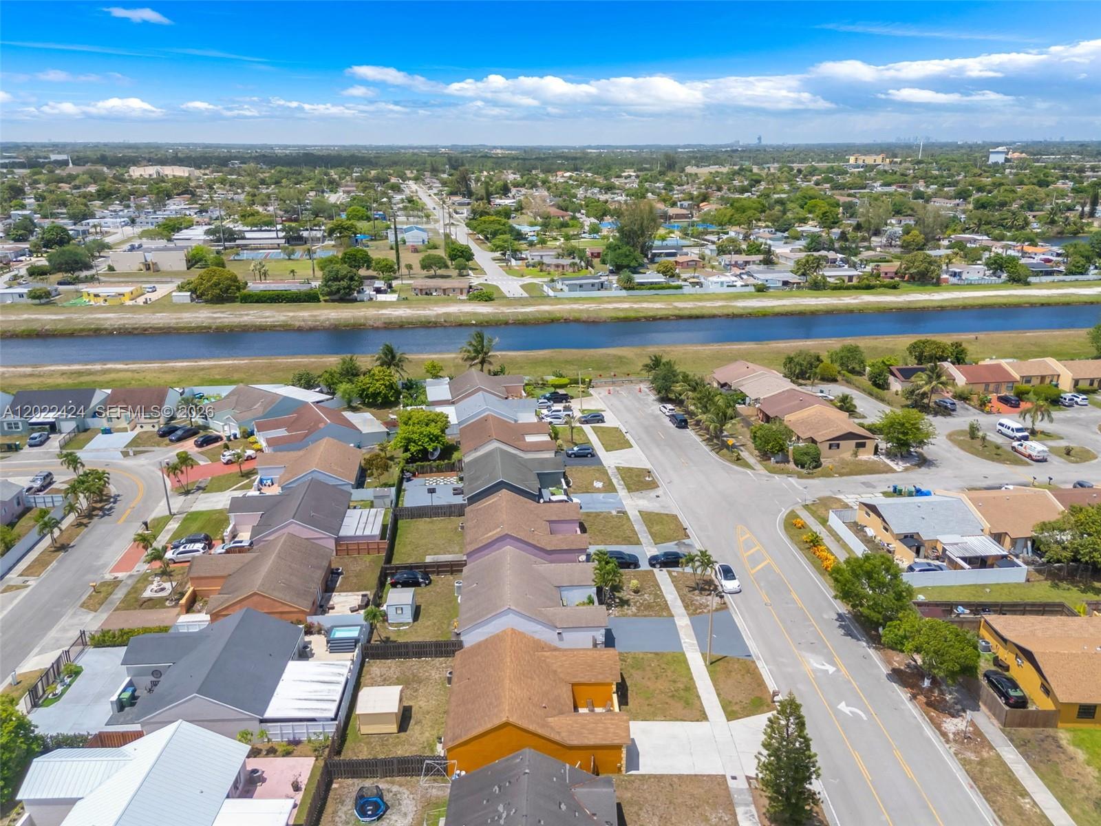 LESLIE PATIO HOMES SEC 4 - Residential