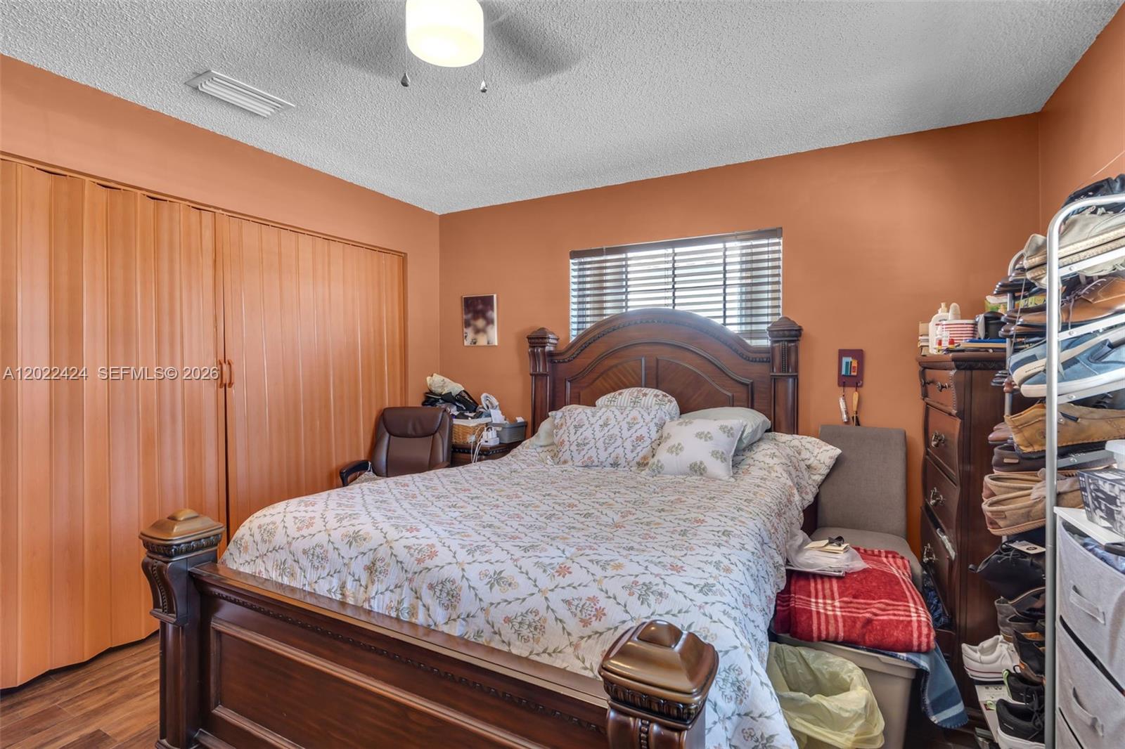 LESLIE PATIO HOMES SEC 4 - Residential