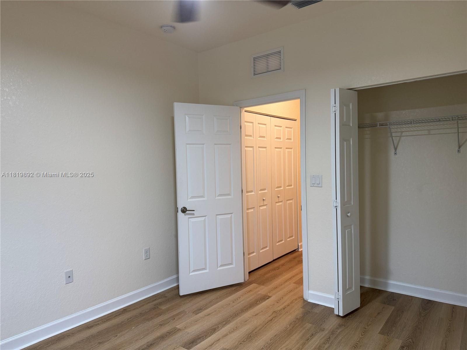 AQUABELLA NORTH REPLAT - Residential Lease