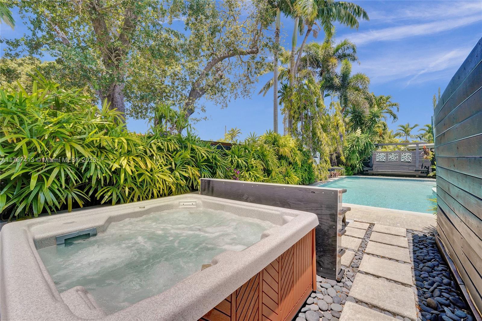 MIDDLE RIVER MANOR - Residential