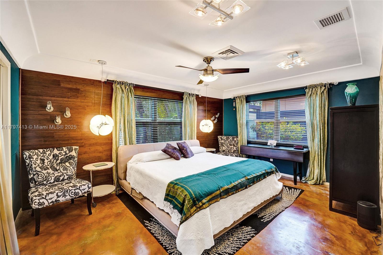 MIDDLE RIVER MANOR - Residential