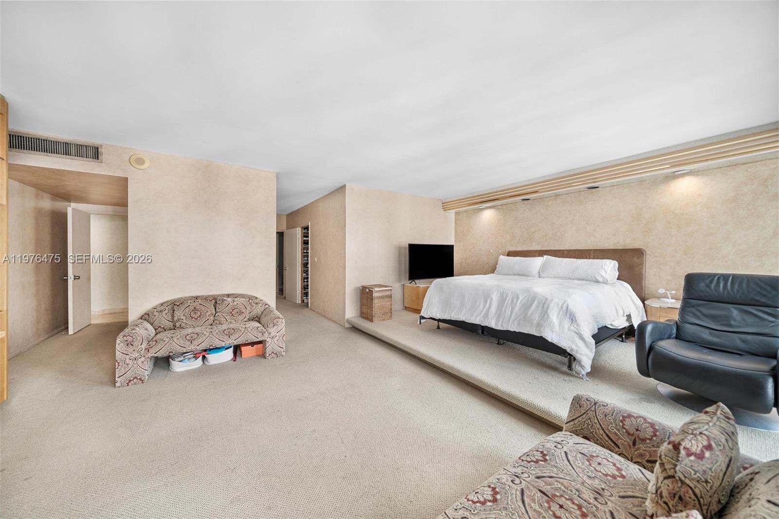 BAL HARBOUR 101 CONDO - Residential