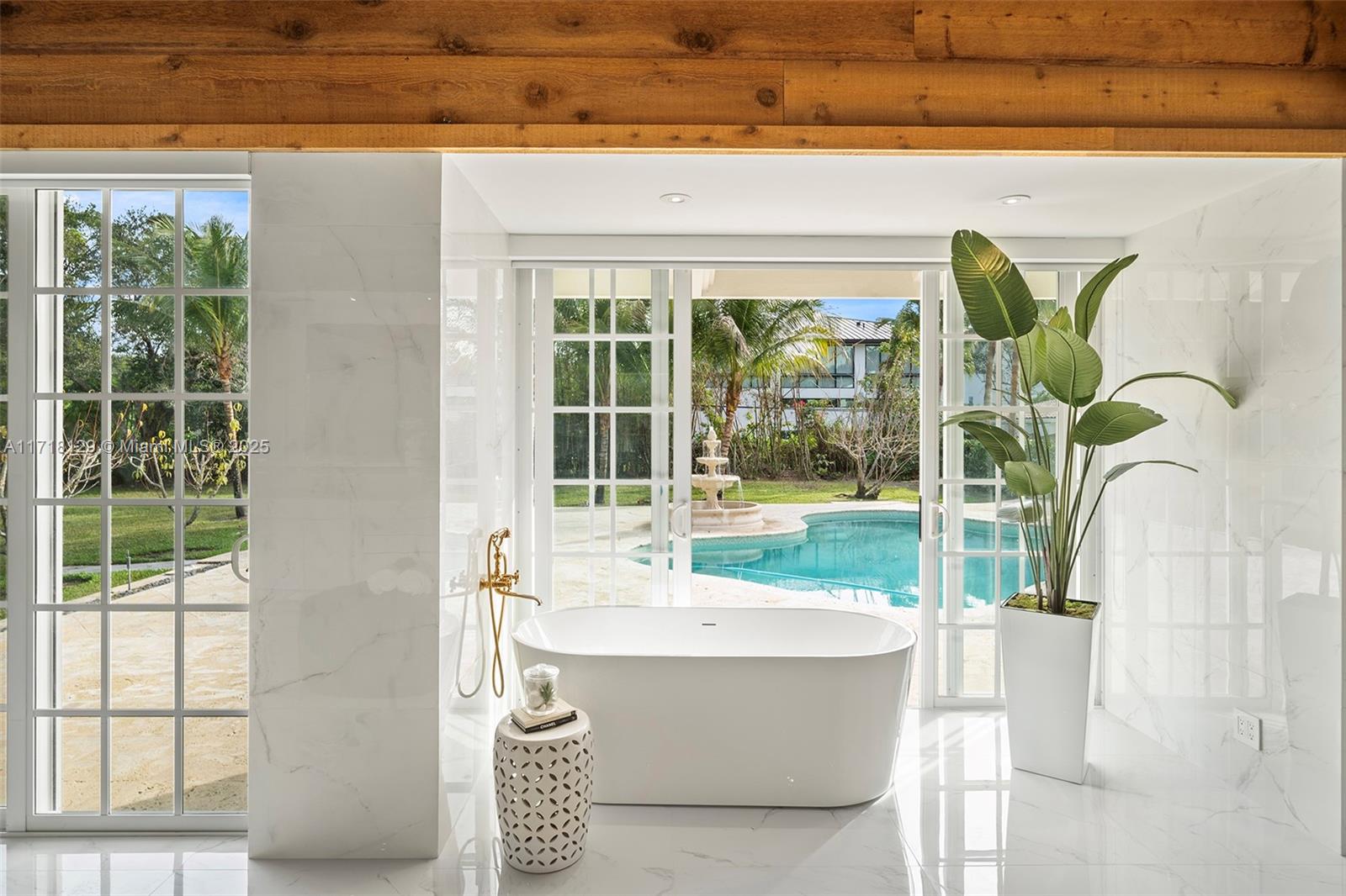 SANSTROM ESTATES - Residential